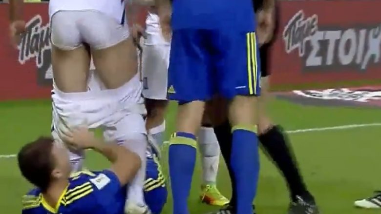 Edin Dzeko e zhvesh qëllimisht futbollistin grek! (Video)