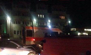 Aksident i rëndë në Vushtrri, rrotullohet automjeti i zjarrfiksëve (Foto)