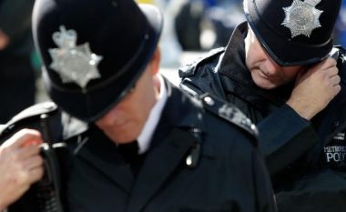 Skandali i ri britanik: Qindra policë të akuzuar për abuzim seksual