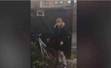 Video prekëse: Hajduti i kthen biçikletën fëmijës, pasi mëson këtë detaj