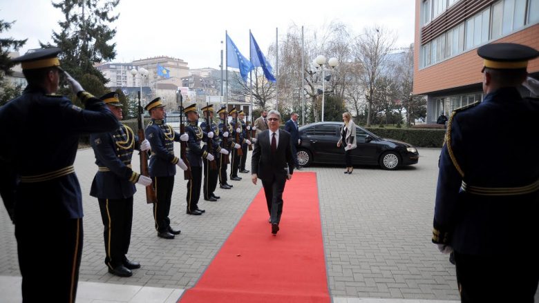 Thaçi pranoi letrat kredenciale nga ambasadori i ri i Belgjikës