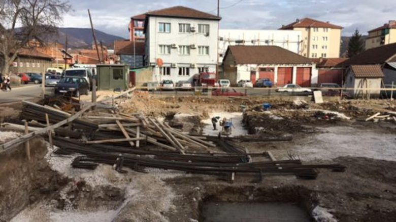 Qeveria e Kosovës nuk është në dijeni për ndërtimin e një objekti në veri për AKS-në