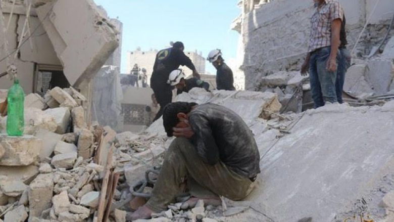 Arrihet marrëveshje për evakuimin e civilëve dhe luftëtarëve nga Aleppo