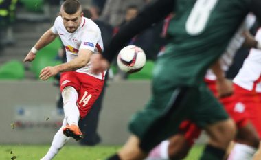 Berisha shënon një super gol dhe feston duke rënë në sexhde (Video)