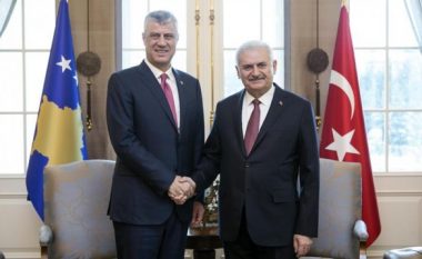 Thaçi takohet me kryeministrin e Turqisë