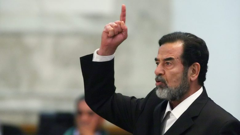 Profesioni i pabesueshëm i viteve të fundit të jetës: Saddami që s’ka sunduar me Irakun! (Foto)