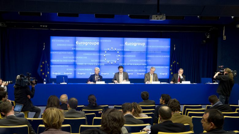 Eurogrupi 500 miliardë euro për rritje ekonomike