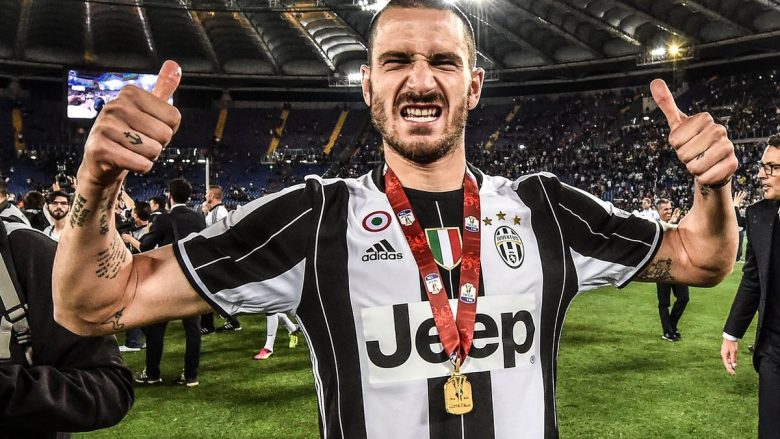 Zyrtare: Bonucci rinovon me Juventusin