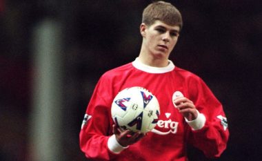 Sot 17 vite më parë Gerrard shënoi golin e parë me Liverpoolin (Video)
