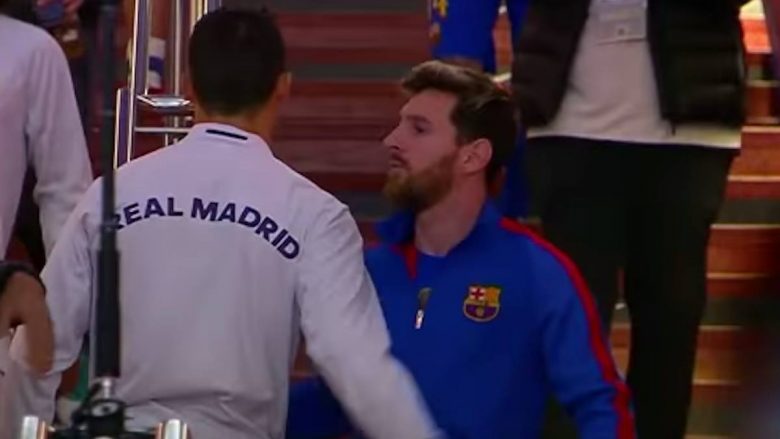 Kështu ishte takimi CR7-Messi në tunel para ndeshjes (Video)