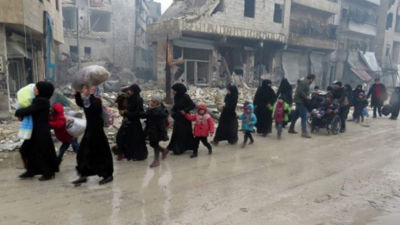 Shpresë për civilët në Siri: Evakuimi mund të rifillojë