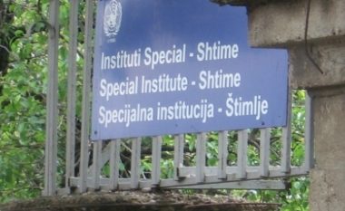 KMDLNj vizitoi Institutin Special në Shtime, vlerëson pastërtinë dhe sjelljet e stafit