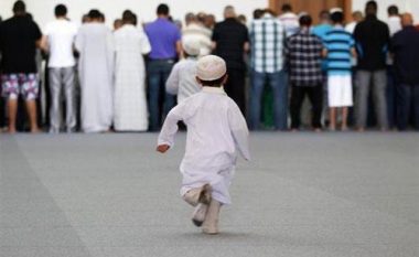 Myslimanët në mbarë botën festuan ditëlindjen e Muhamedit