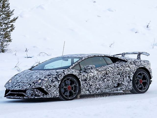 huracan-superlaggera-kapet-duke-u-testuar-ne-teren-me-bore-foto-3