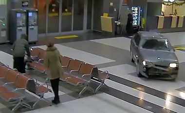Hyri me veturë në aeroport duke ikur nga Policia, shkaktoi mbi 100 mijë euro dëme (Video)