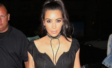 Stili i Kim Kardashianit, ajo bëri që bota e modës t’i nënshtrohet (Foto)