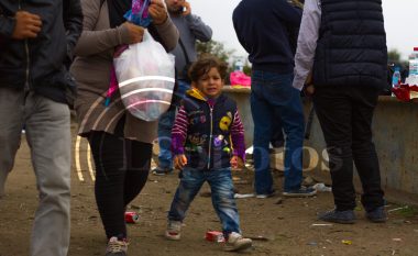 KE: Mbështetja për Maqedoninë dhe vendet tjera për refugjatët vazhdon edhe më tej