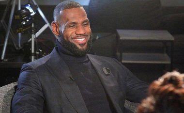 LeBron ndihet ‘i përulur’ që për të dytën herë në karrierë shpallet më i miri nga SI