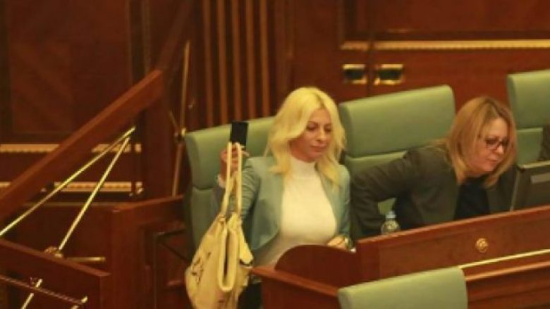 Mirjana Jevtiq në takime “urgjente” në Qeveri