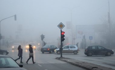 Ndotja e ajrit sonte në Prishtinë kalon në shkallën më të lartë të rrezikshmërisë