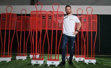 Rrëfim nga Shkodran Mustafi, kohët e vështira, migrimi dhe si arriti të bëhet lider te Arsenali