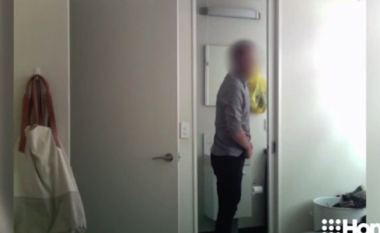 Vuri kamerë për të zbuluar nëse ‘cimeri’ po e vidhte, u tmerrua nga gjesti tij pervers (Video)