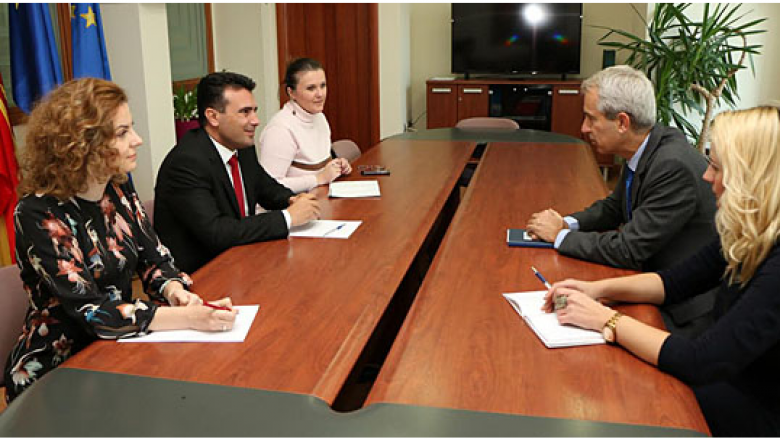 Zaev-Plomp: Bisedohet për situatën paszgjedhore në Maqedoni
