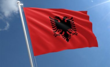 Foreign Affairs: Për paqe në Ballkan duhet krijuar Shqipëria e Madhe, Serbia dhe Kroacia