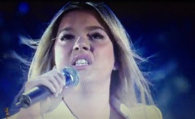 Mes dhimbjes dhe lotëve, kështu e solli “Nëntorin” Arilena në gjysmëfinalen e “Këngës Magjike” (Foto/Video)
