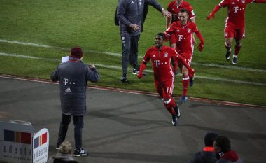 Bayern vazhdon me fitore, rikthen primatin në Bundesliga (Video)