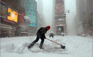 Stuhi bore në New York, një i vdekur