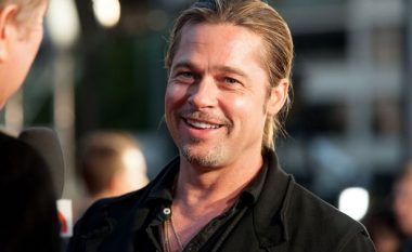 Brad Pitt i është nënshtruar ndërhyrjeve kirurgjike pas ndarjes prej Joliet?