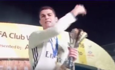 Ronaldo nervozohet me kameramanin teksa pozon me trofeun e Botërorit për Klube (Video)