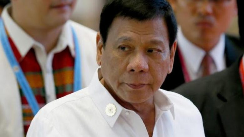 Duterte shokon sërish: Personalisht kam vrarë kriminelë