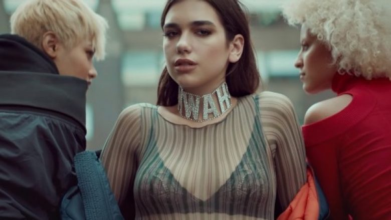 Dua Lipa publikon videon e re të këngës ‘Be The One’ (Video)