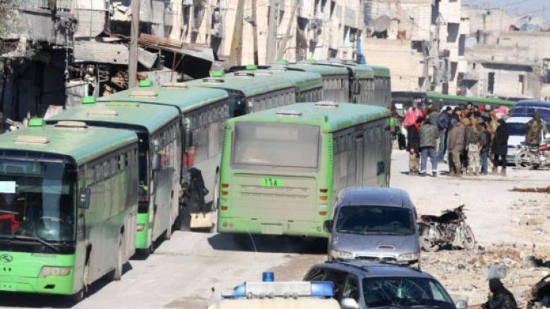 15 autobusë u larguan nga Aleppo