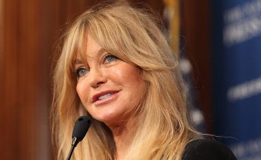 Profil i Goldie Hawn: Aktorja që nuk trembet nga mosha (Video)