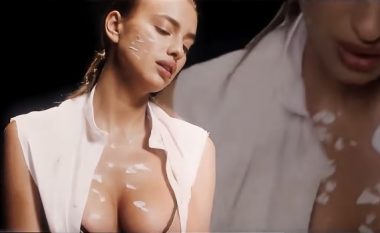Irina Shayk një poçare seksi (Video, +16)