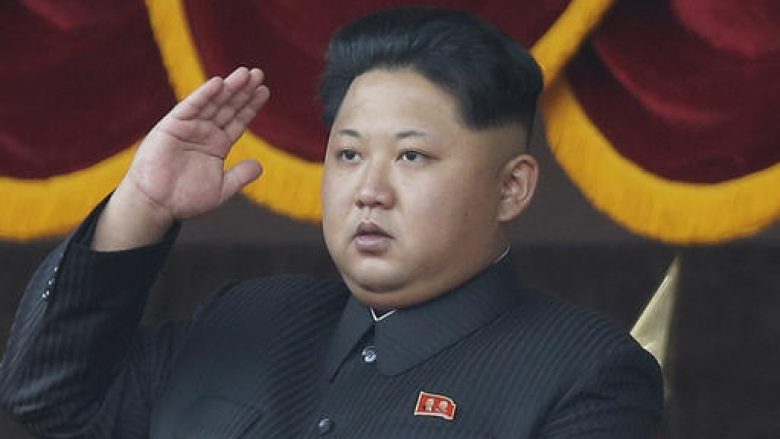 Kim Jong Un godet sërish: Në vend të Krishtit, urdhëron që të adhurohet gjyshja e tij!