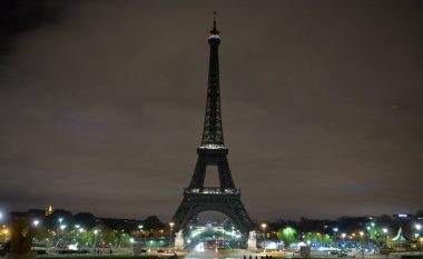 Kulla e Eifelit sonte në terr, solidarizohet me Aleppon