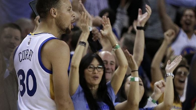 Golden State shkatërron Utan (Video)