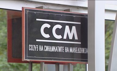 LSM: Qeveria po përpiqet të kursejë duke mos korrigjuar pagën minimale për një muaj