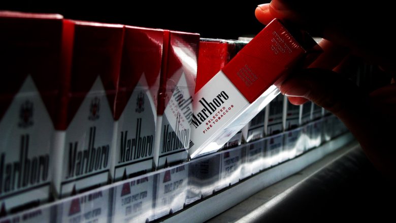 Fundi i pabesueshëm i një epoke: Gjiganti i industrisë së duhanit, paralajmëron ndërprerjen e prodhimit të cigareve tradicionale!