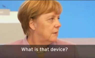 Merkel trembet nga kamera “e çuditshme”: Çfarë është ajo? (Video)