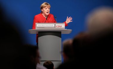 Angela Merkel bën thirrje për ndalimin e burka-s në Gjermani