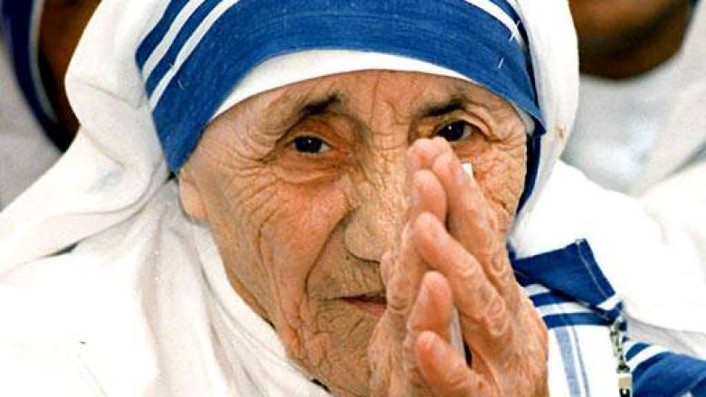 25 vjet nga shkuarja në amshim e Shën Nënë Terezës