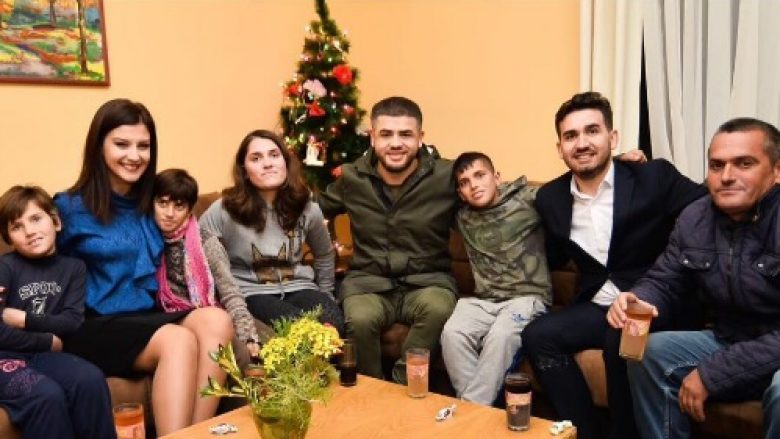 Kështu ua renovuan shtëpinë Noizy dhe Floriana Garo familjes skamnore (Foto)