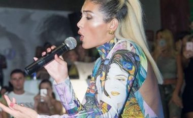 Nora Istrefi bëhet pjesë e koncerteve të fushatës së partisë së Ali Ahmetit