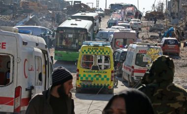 Rreth 350 persona evakuohen nga Alepo lindore