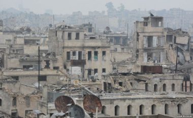 Regjimi rikthen qarqe të tjera në lindje të Alepos